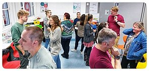 Team und Gäste in der Speeddating-Runde